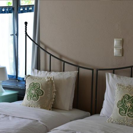 Kyriaki Guesthouse & Suites Amfiklia Exterior photo