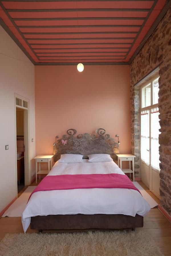 Kyriaki Guesthouse & Suites Amfiklia Exterior photo